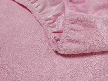 „Rožinis sapnas“ neperšlampanti paklodė su guma