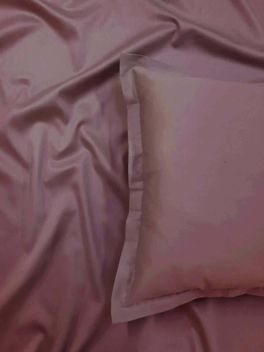 Vynuogės violetinis satinas 01