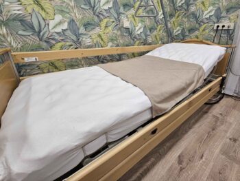 Neperšlampami paklotai slaugai