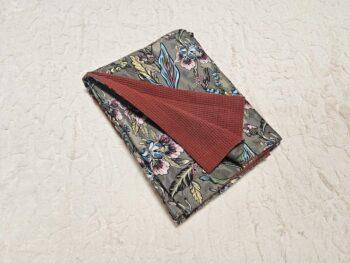 Vasarinis užklotas „Povas“